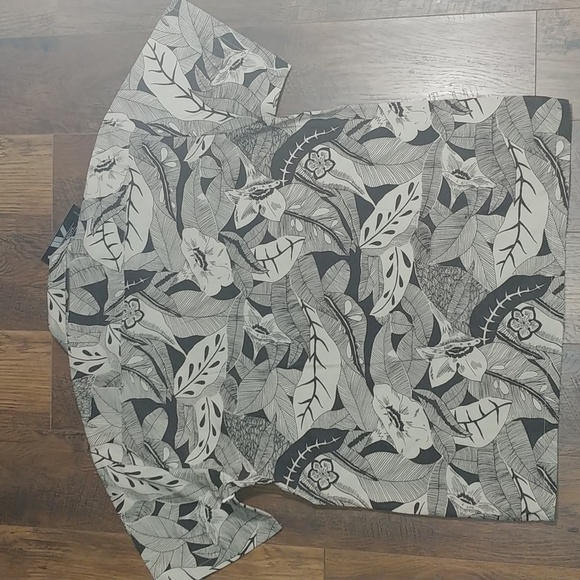 Wayne Scott Top/Bottom Wear, Size- XL & S,  Color- Multicolor - Picture 3 of 7